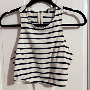 crop top